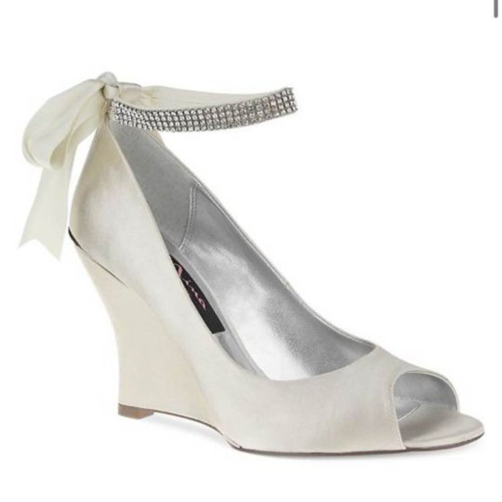 Nina Evening Wedges